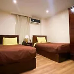 King Tut Pyramids View Apartment